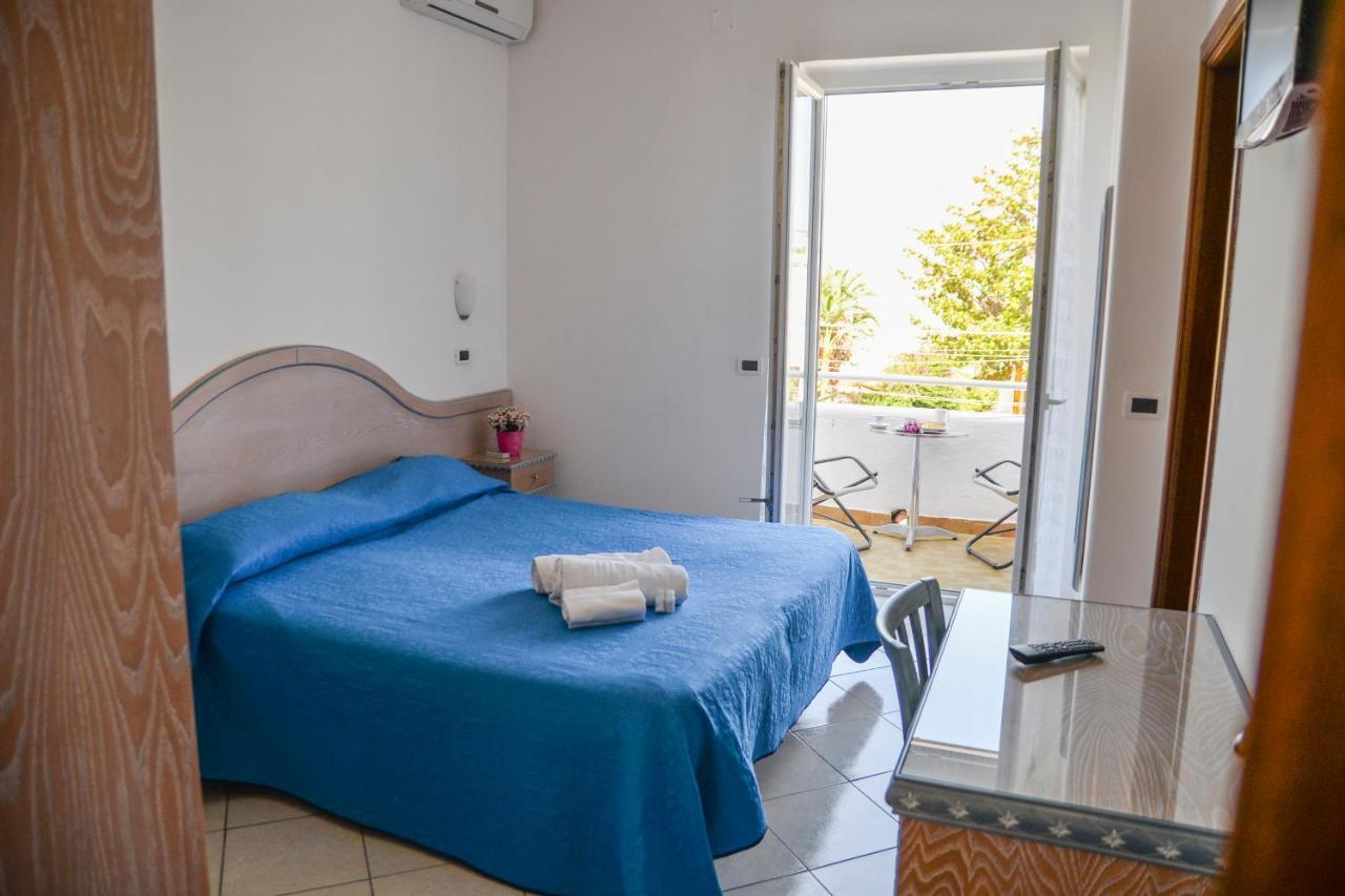 Villa Erade Casamicciola Terme Екстериор снимка
